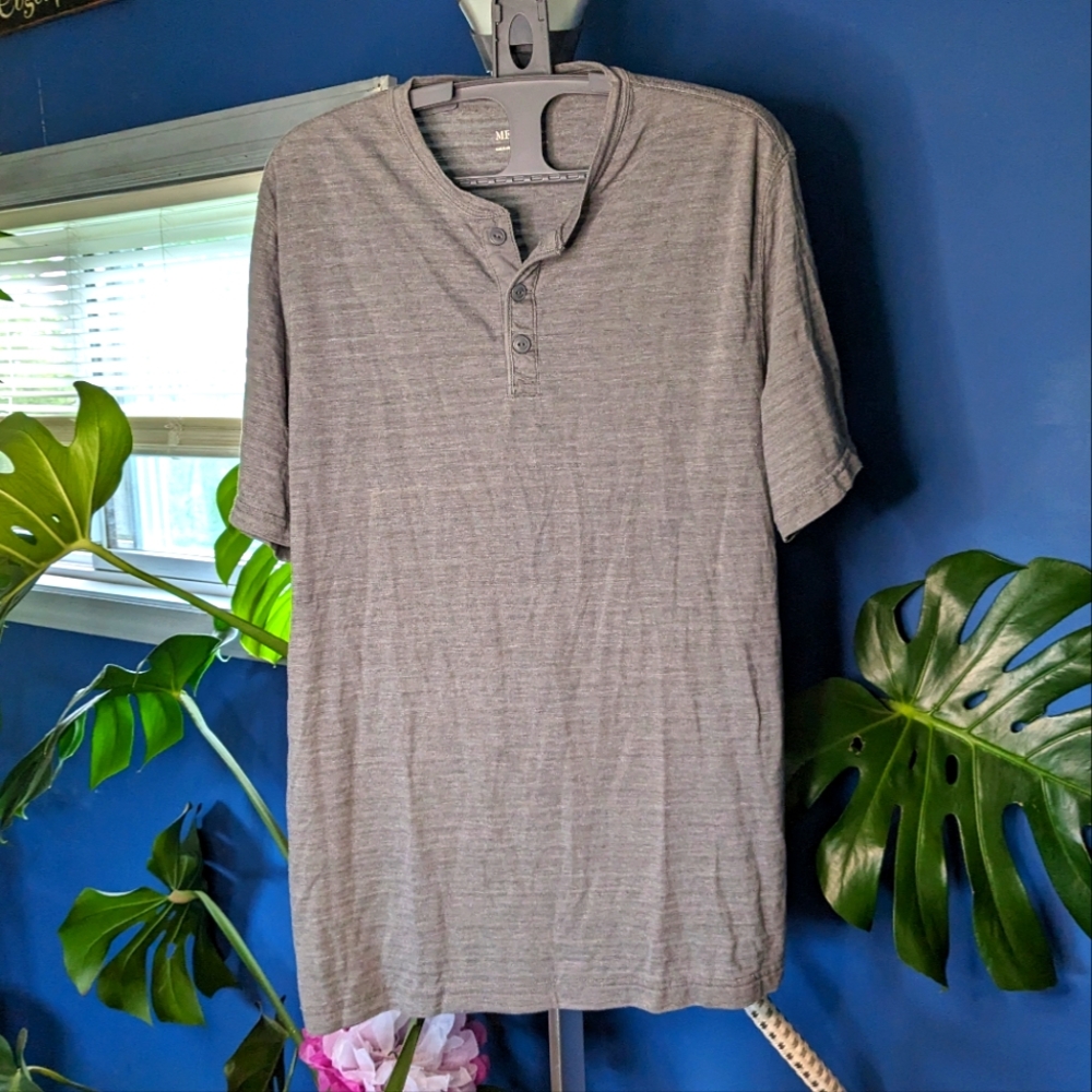 Merona Mens Gray Large Shirt
